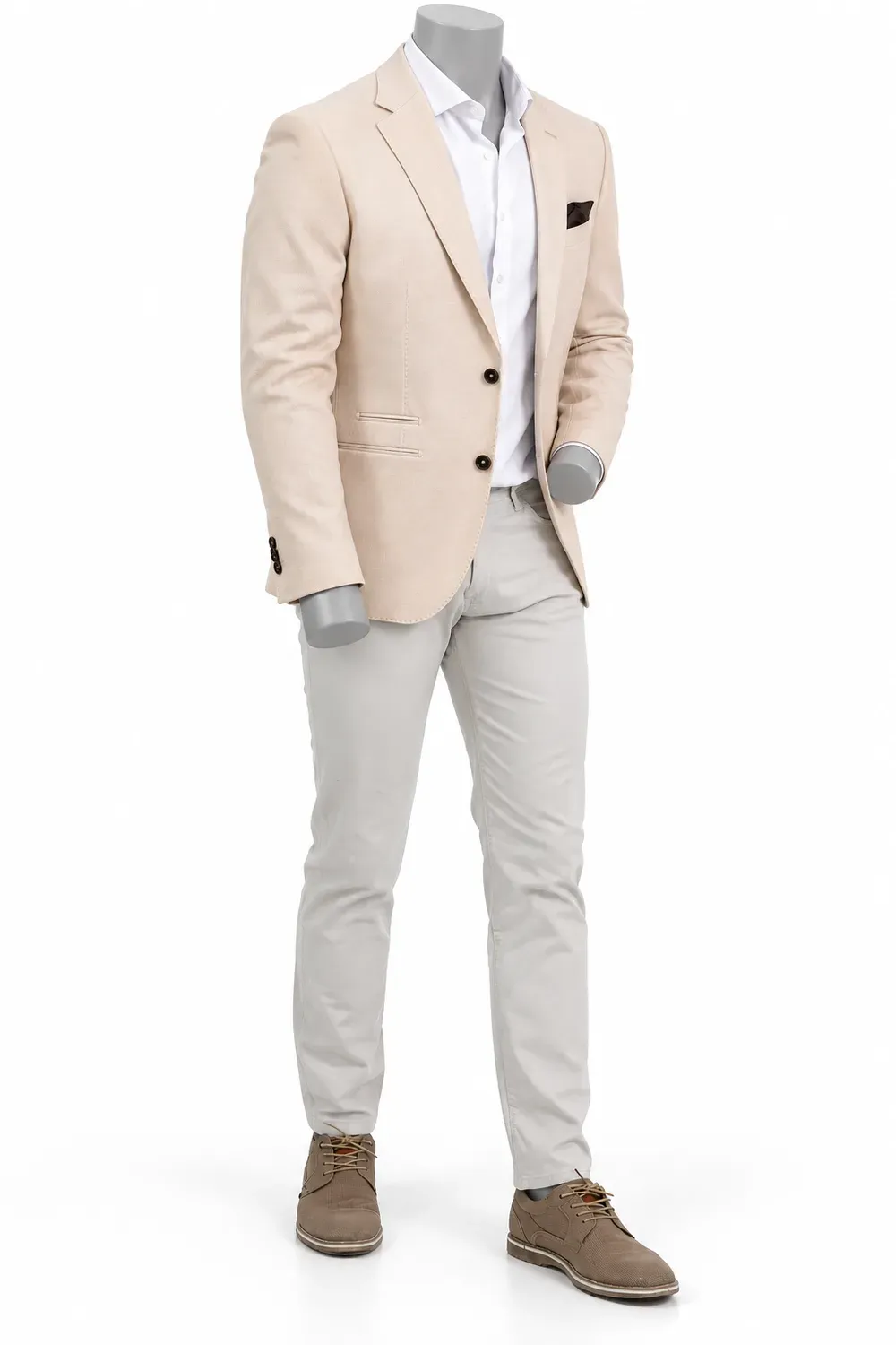 Traje beige claro
